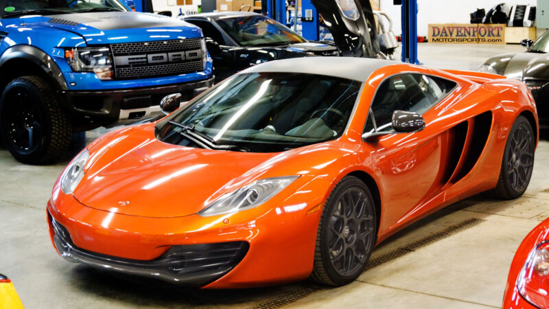 Mclaren MP4-12C