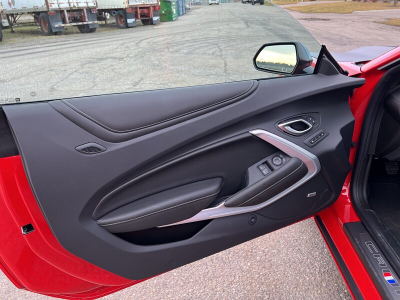 2024 Camaro 2SS 1LE - Image 8