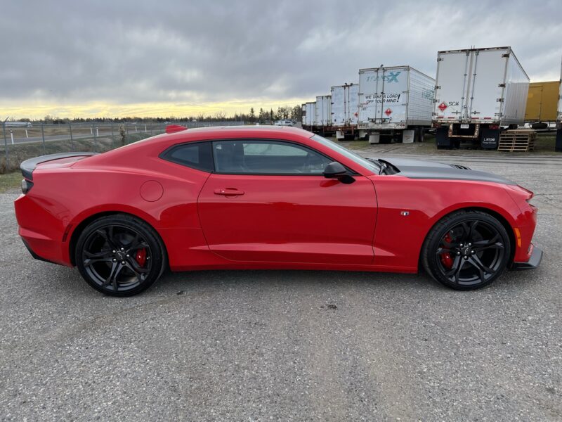 2024 Camaro 2SS 1LE - Image 5